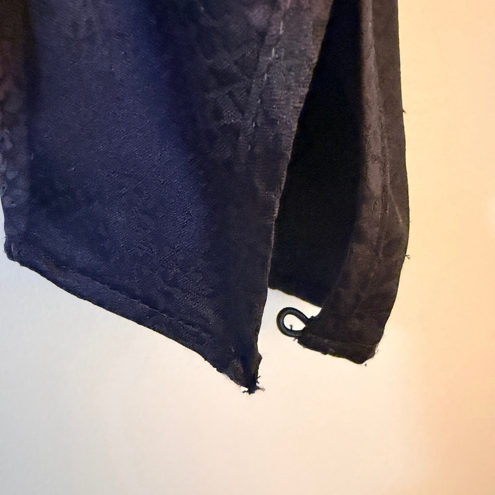 Express Satin Jacquard Wrap Blouse – Deep Navy (Almost Black) Size S - Picture 3 of 10